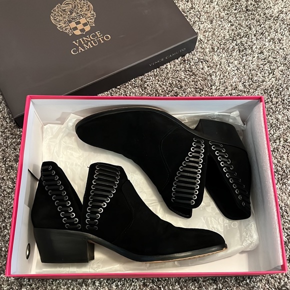 Vince Camuto Black Pevista Suede Leather Booties - Size 6.5 - Picture 3 of 12